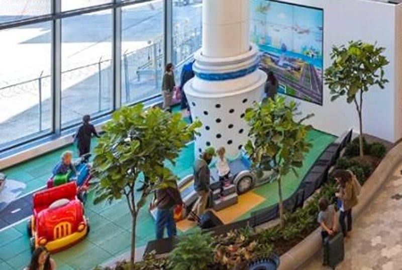 Indoor Recreational Play Area at LaGuardia Airport  preview 9